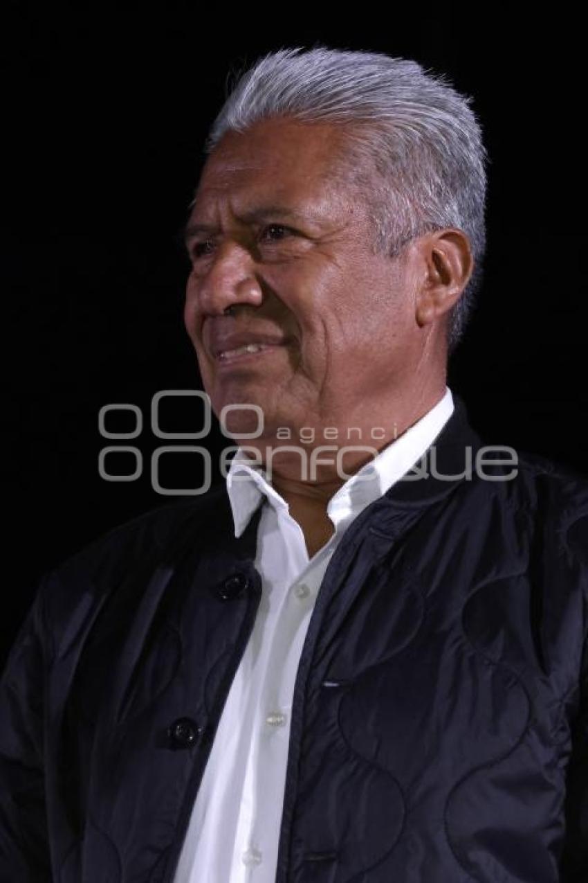 MANUEL VIVEROS