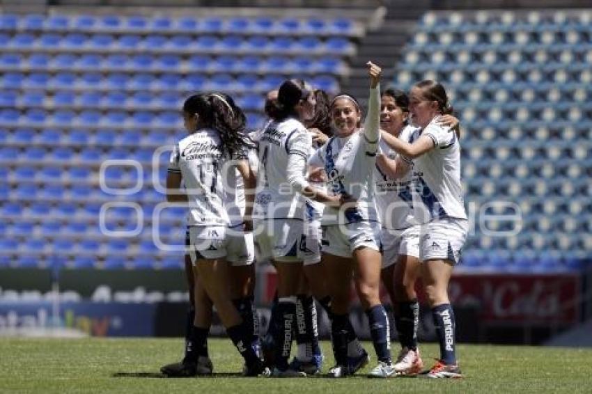 FÚTBOL FEMENIL . CLUB PUEBLA VS SANTOS