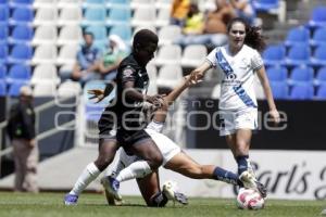 FÚTBOL FEMENIL . CLUB PUEBLA VS SANTOS 