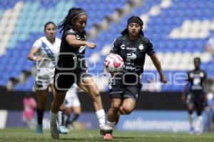 FÚTBOL FEMENIL . CLUB PUEBLA VS SANTOS 