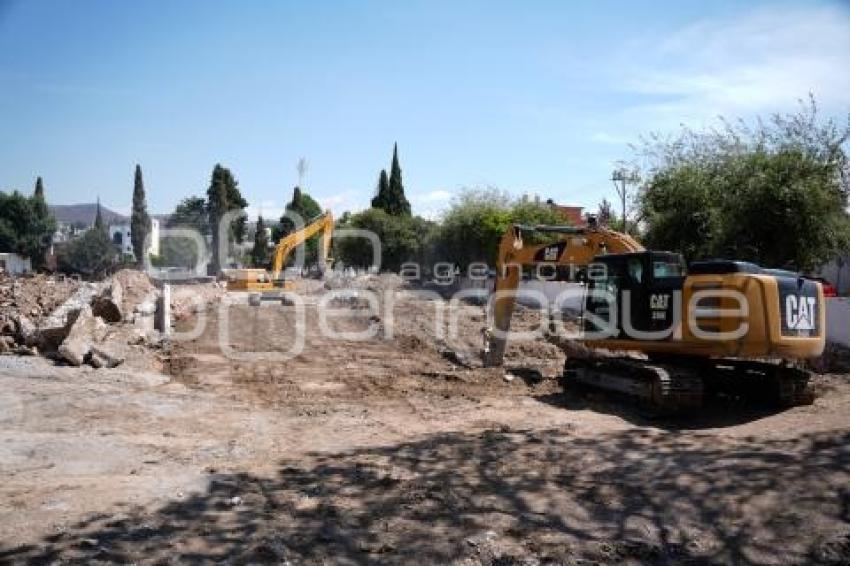 TLAXCALA . DEMOLICIÓN HOSPITAL GENERAL