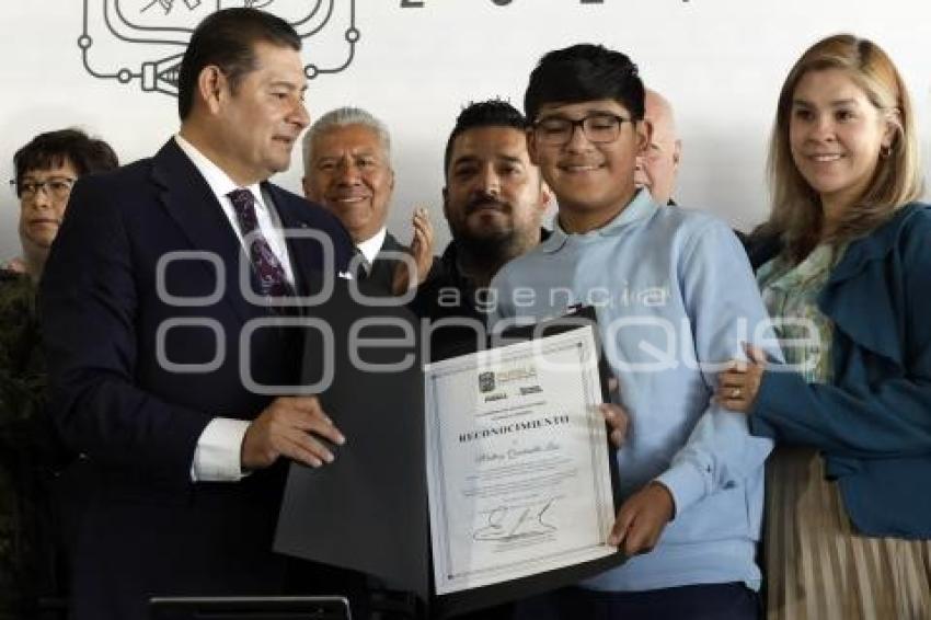 GOBIERNO ESTATAL . MAÑANERA 