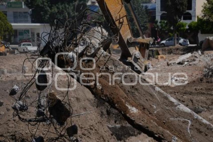 TLAXCALA . DEMOLICIÓN HOSPITAL GENERAL