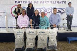 SAN ANDRÉS CHOLULA . ENTREGA FERTILIZANTE