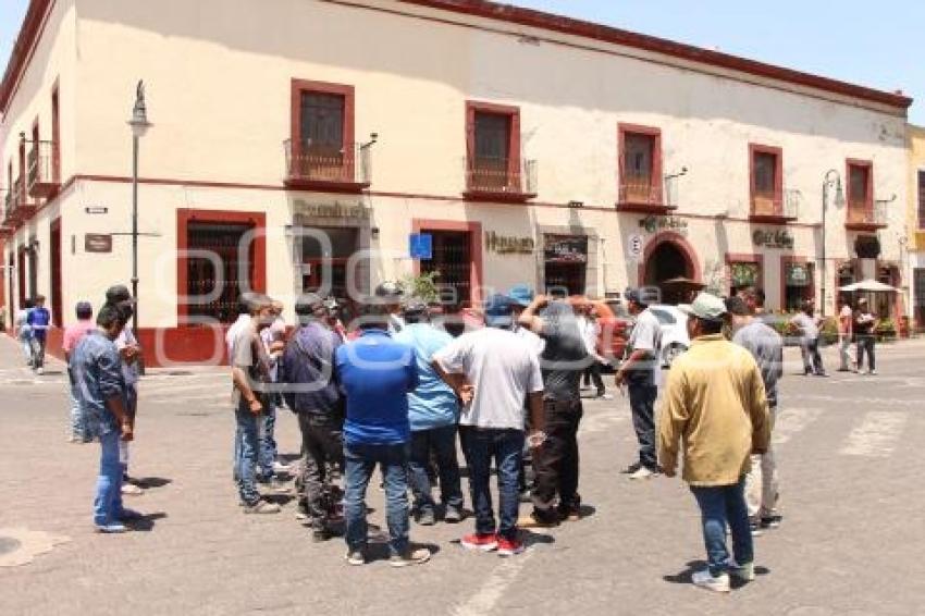 ATLIXCO . BLOQUEO ZÓCALO