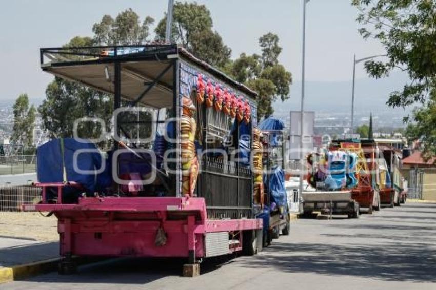FERIA DE PUEBLA . JUEGOS MECÁNICOS