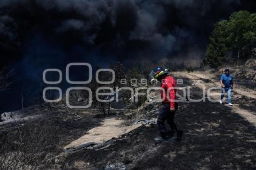 TLAXCALA . INCENDIO TIRADERO DE LLANTAS