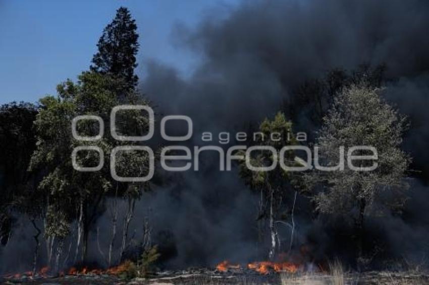 TLAXCALA . INCENDIO TIRADERO DE LLANTAS