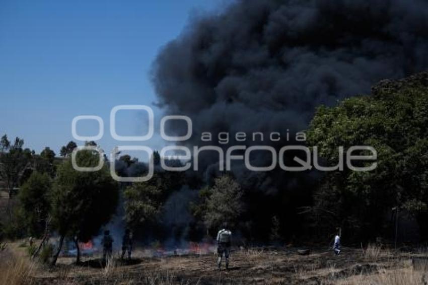 TLAXCALA . INCENDIO TIRADERO DE LLANTAS