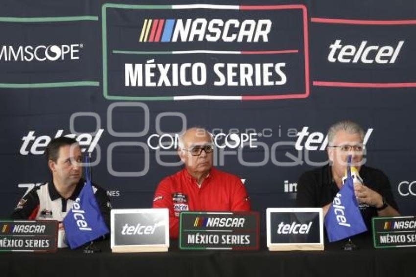 CARRERA NASCAR SERIES