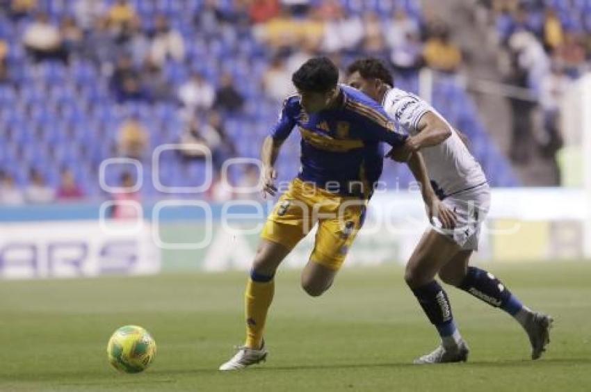 FÚTBOL . CLUB PUEBLA VS TIGRES