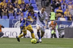 FÚTBOL . CLUB PUEBLA VS TIGRES