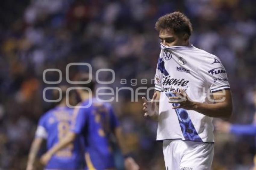 FÚTBOL . CLUB PUEBLA VS TIGRES