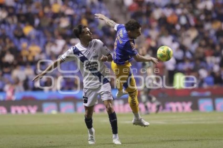 FÚTBOL . CLUB PUEBLA VS TIGRES