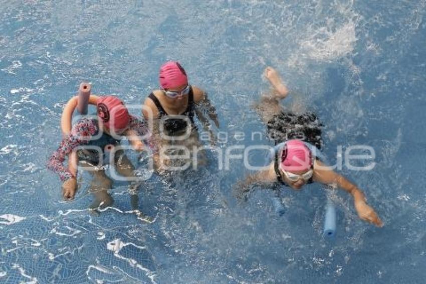 NATACIÓN PARA CIEGOS