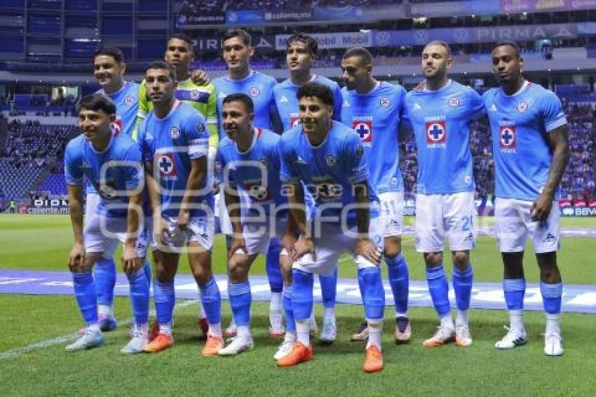 FÚTBOL . CRUZ AZUL VS PUMAS