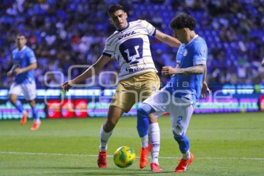 FÚTBOL . CRUZ AZUL VS PUMAS