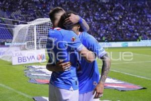FÚTBOL . CRUZ AZUL VS PUMAS