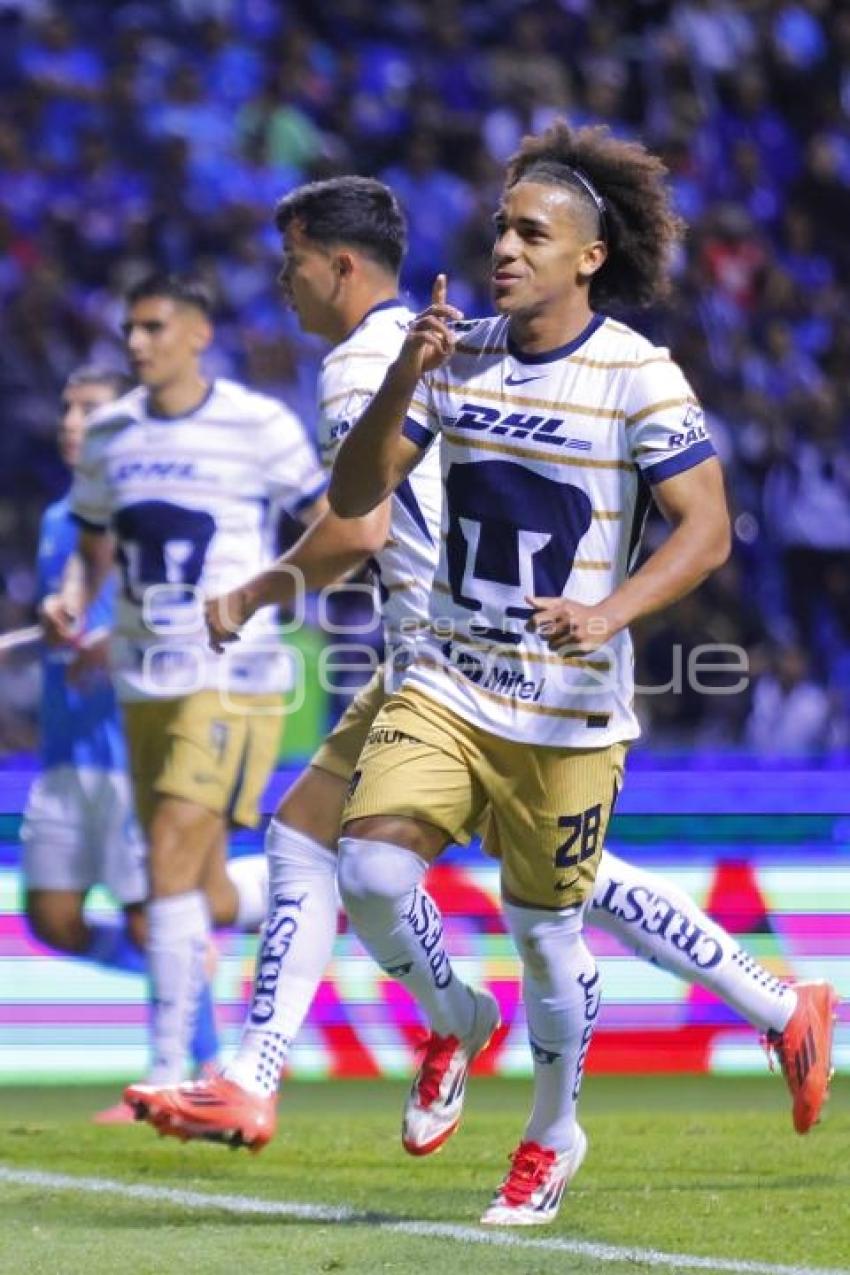 FÚTBOL . CRUZ AZUL VS PUMAS