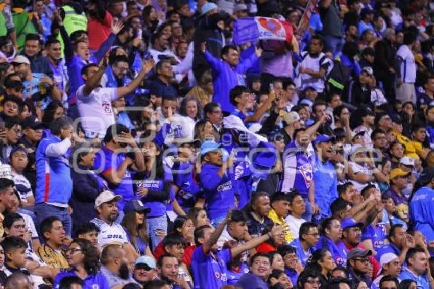 FÚTBOL . CRUZ AZUL VS PUMAS