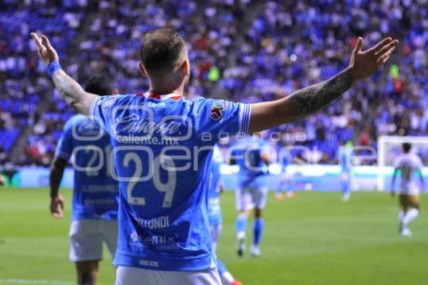 FÚTBOL . CRUZ AZUL VS PUMAS