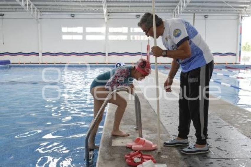 NATACIÓN PARA CIEGOS