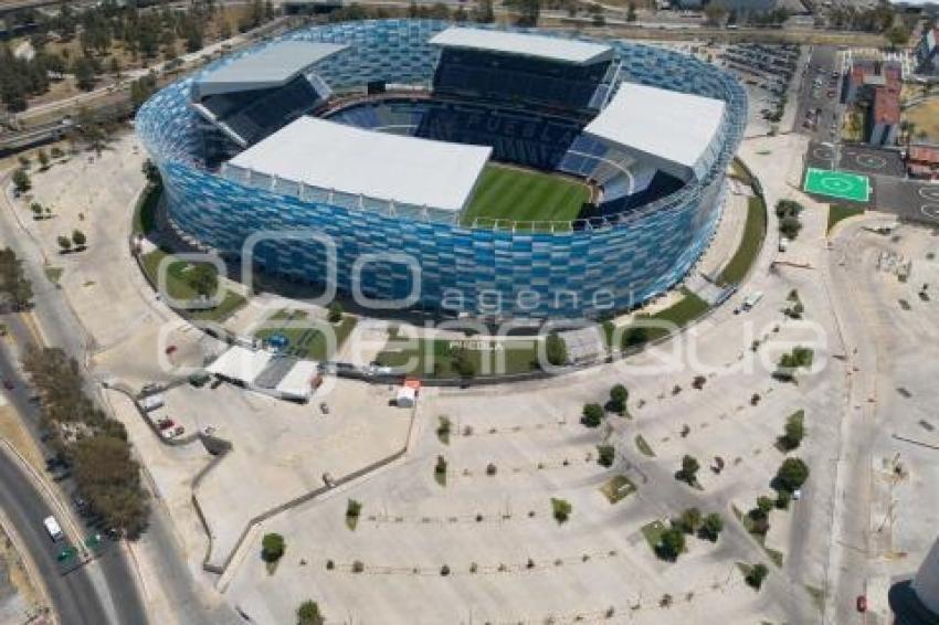 ESTADIOS . ESTACIONAMIENTO