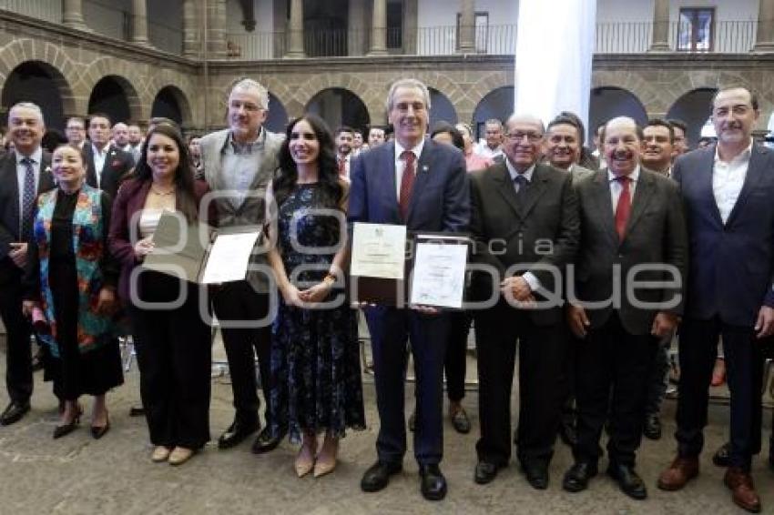 AYUNTAMIENTO . AALMAC