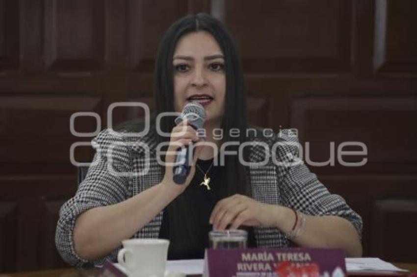 MARÍA TERESA RIVERA VIVANCO