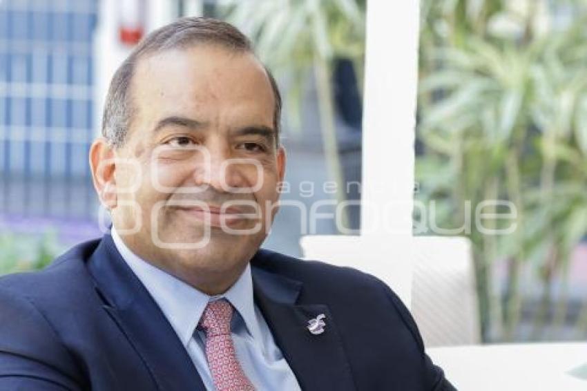 JOSÉ ARTURO UGALDE