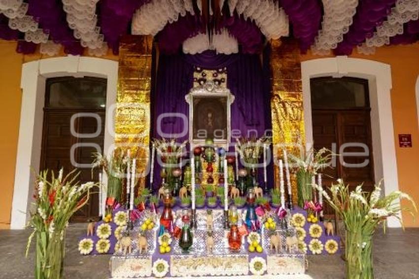 SEMANA SANTA . ALTAR DE DOLORES