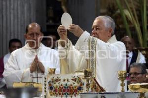 RELIGIÓN . MISA CRISMAL
