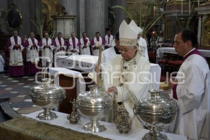 RELIGIÓN . MISA CRISMAL