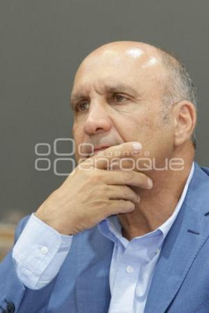 VÍCTOR GERARDO GABRIEL