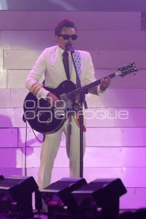 FERIA DE PUEBLA 2025 . DRAKE BELL