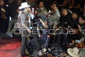 PALENQUE . CHRISTIAN NODAL