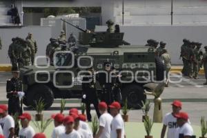 DESFILE 5 DE MAYO . ENSAYO