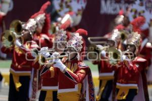 DESFILE 5 DE MAYO