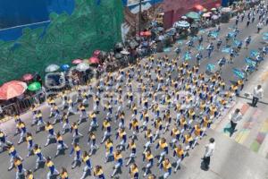 DESFILE 5 DE MAYO