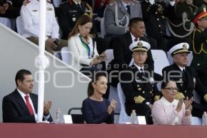 DESFILE 5 DE MAYO