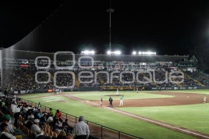 BÉISBOL . PERICOS VS DIABLOS