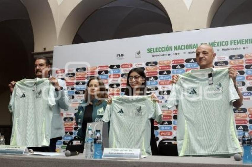 SELECCION MEXICANA FEMENIL