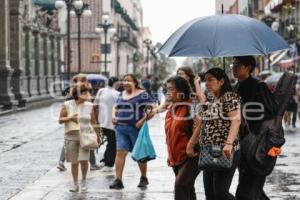 CLIMA . LLUVIA