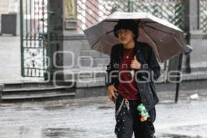 CLIMA . LLUVIA