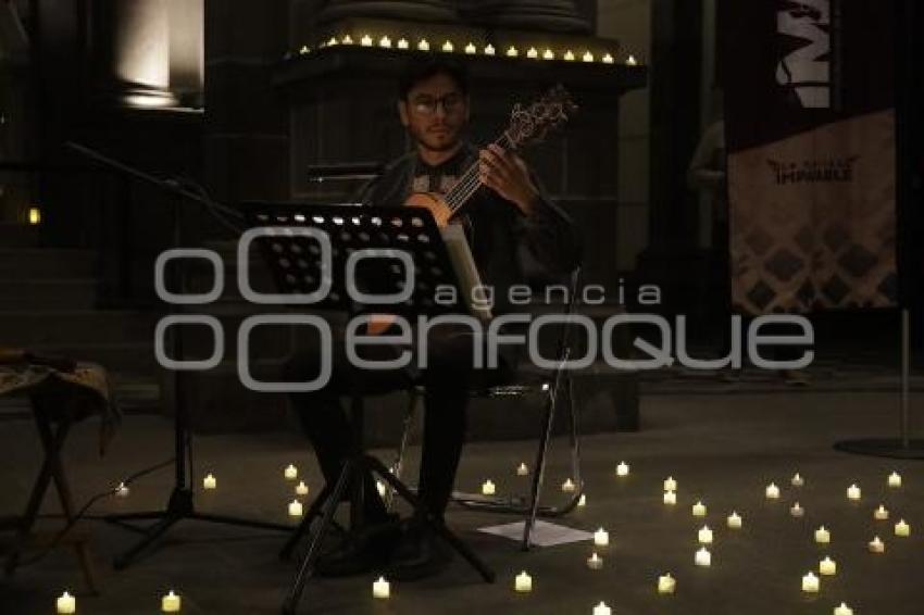 CONCIERTO ENTRE VELAS
