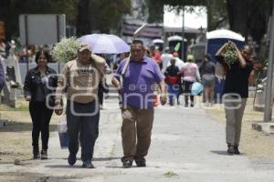 PANTEÓN MUNICIPAL . 10 DE MAYO