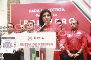 PRI . DELFINA POZOS