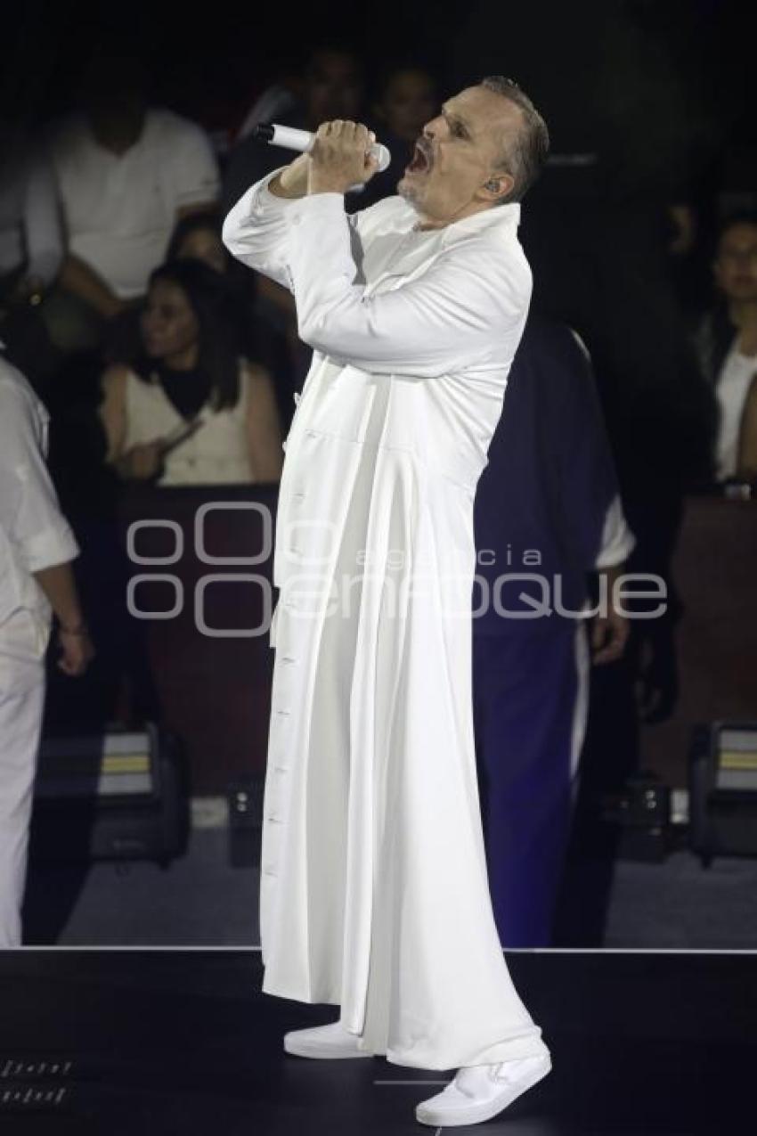 PALENQUE 2025 . MIGUEL BOSÉ
