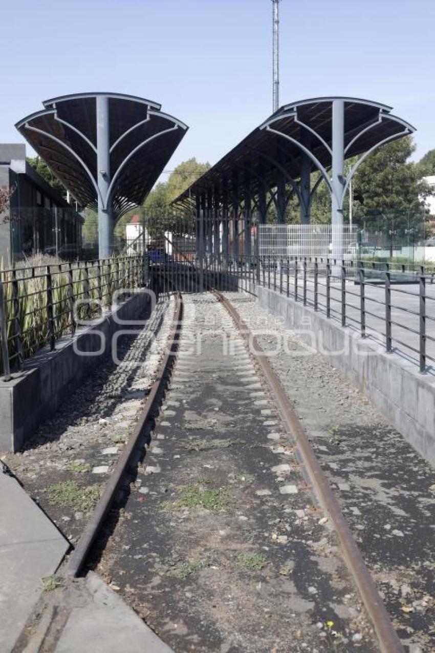 ESTACIÓN . TREN TURÍSTICO
