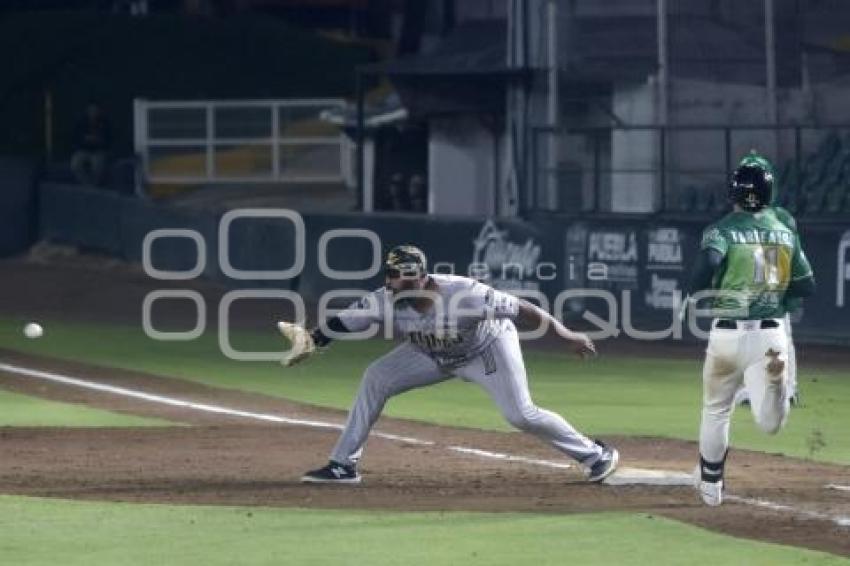 BÉISBOL . PERICOS VS LEONES